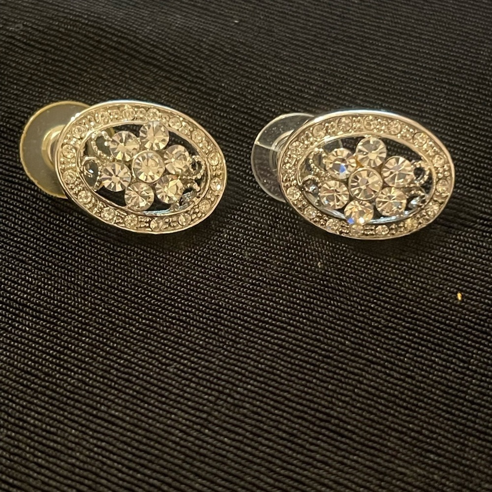 Elegant Silver‎ Crystal Earrings